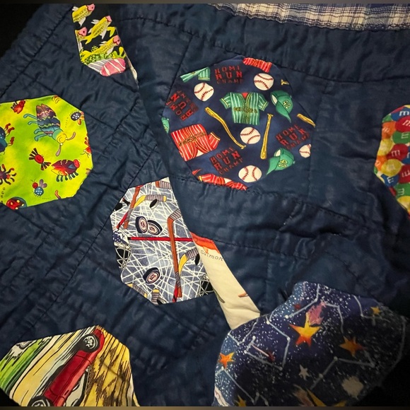 Quilt - Picture 4 of 6